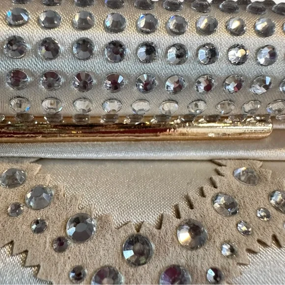 Badgley Mischka Off White Satin Rhinestone Clutch Evening Handbag Chain - Picture 13 of 16